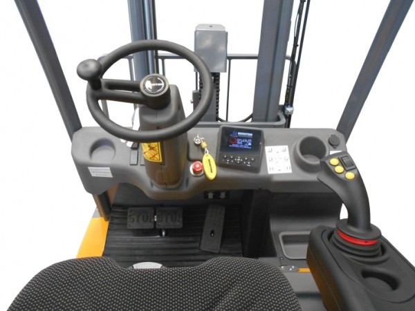 Electrostivuitor Montini MR SUPER LITHIUM cu 3 Roți - 48V, Capacitatea de încărcare de la 1000 kg la 2000 kg
