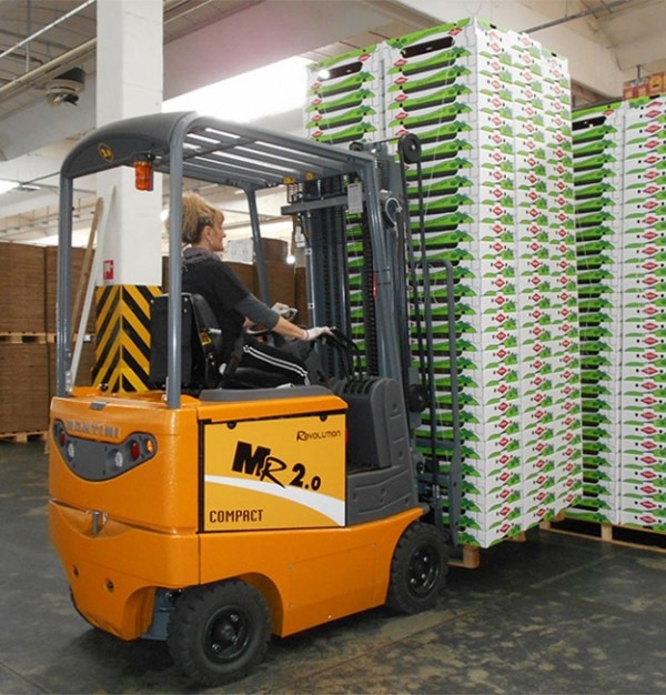 Electrostivuitor Montini MR SUPER LITHIUM 1.7 Compact - 2.5 Compact cu 4 Roți si capacitatea de încărcare de la 1750 kg la 2500 kg - 48V/80V