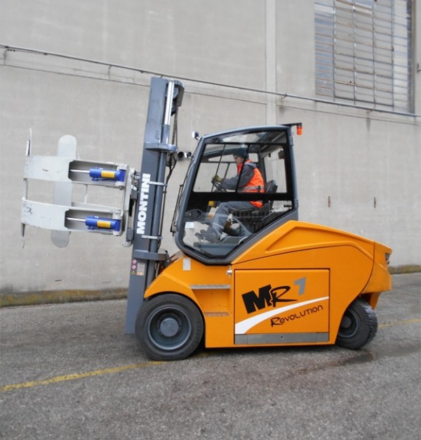 Electrostivuitor Montini MR 6 > MR 12 cu 4 Roți si capacitatea de încărcare de la 6000 kg la 12000 kg – 96V